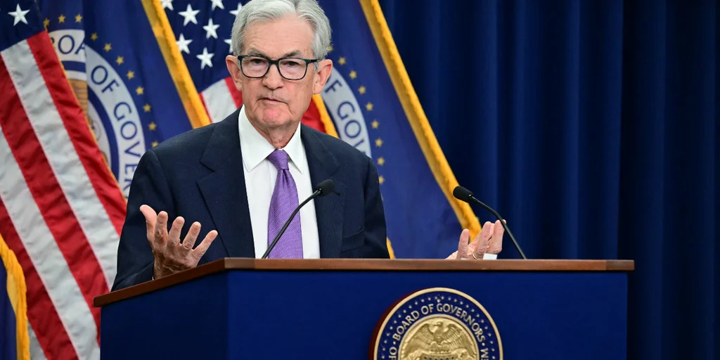 Surprise Interest Rate Hike? Fed Signals Hawkish Stance Amid Inflation Fears